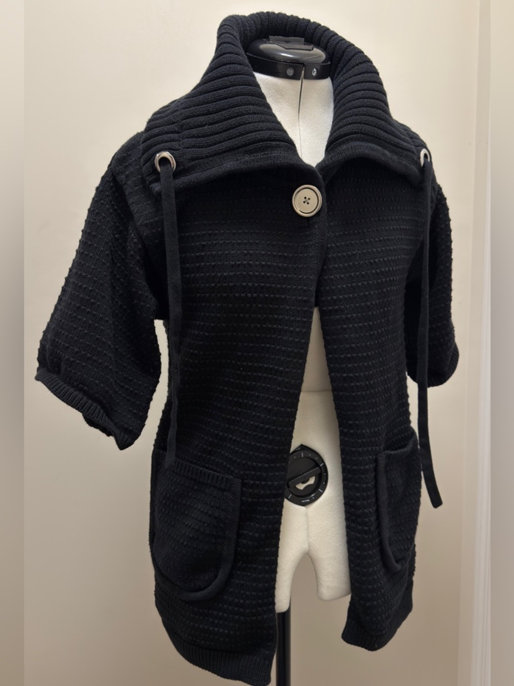 Banana Republic Black Short Sleeve Ribbed Cardigan with Hood